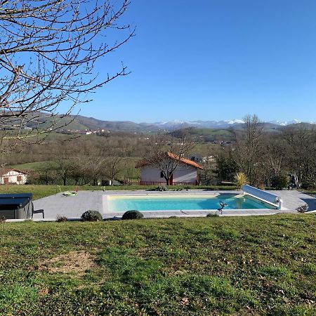 Studio Laina Avec Piscine, Spa Optionnel Irissarry Extérieur photo