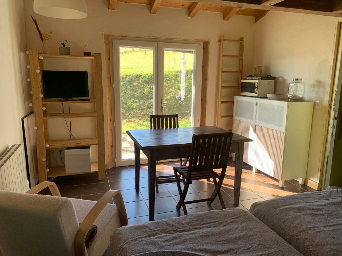 Studio Laina Avec Piscine, Spa Optionnel Irissarry Extérieur photo
